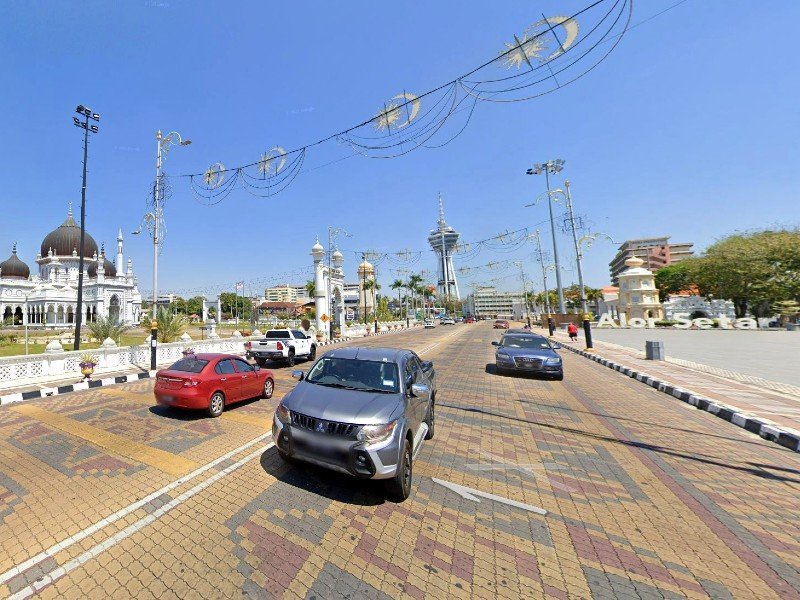 Alor Setar, Kedah – 6,600 sq ft Freehold 3 Storey Building and Vacant land for 2 Shop Lots